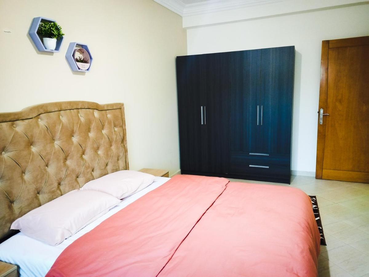 Fantastique Appartement Nouveau Meuble Avec Wifi & Netflix A Proximite Du Marjane Tanger Ngoại thất bức ảnh
